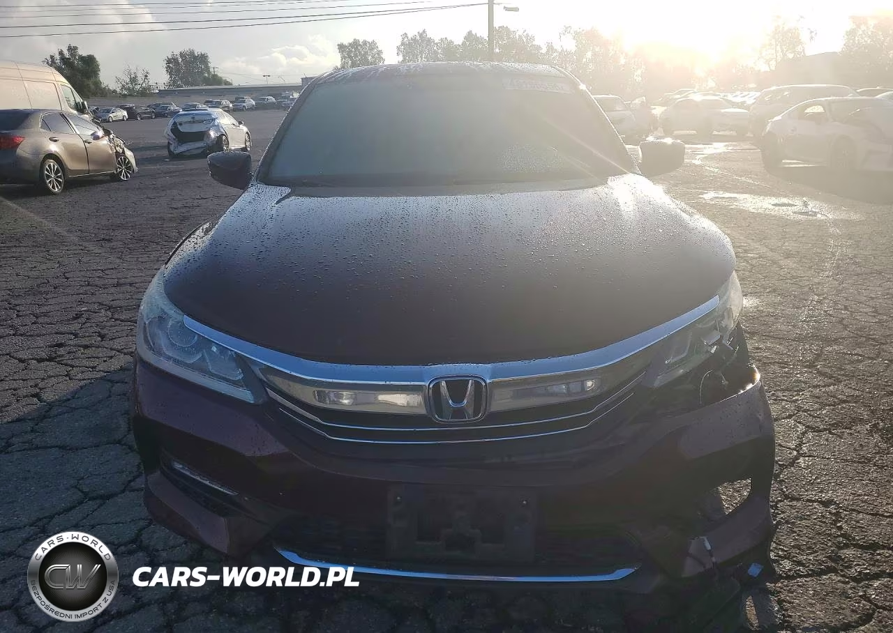 2017 Honda Accord Sport Special Edition VIN:1HGCR2F18HA086227 - 5