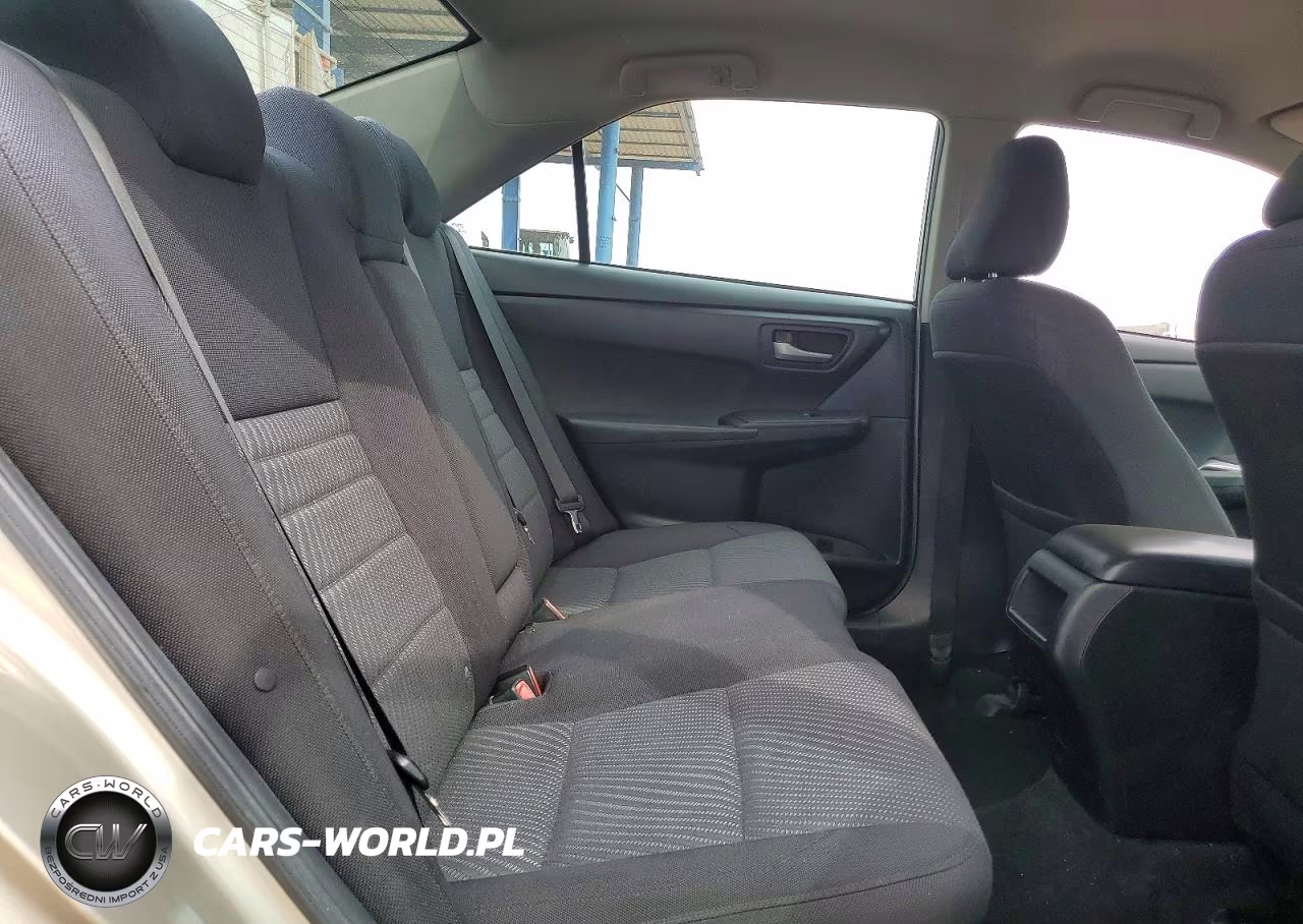 2015 Toyota Camry Le VIN:4T4BF1FK8FR449807 - 10