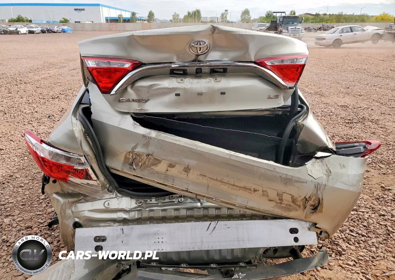 2015 Toyota Camry Le VIN:4T4BF1FK8FR449807 - 6