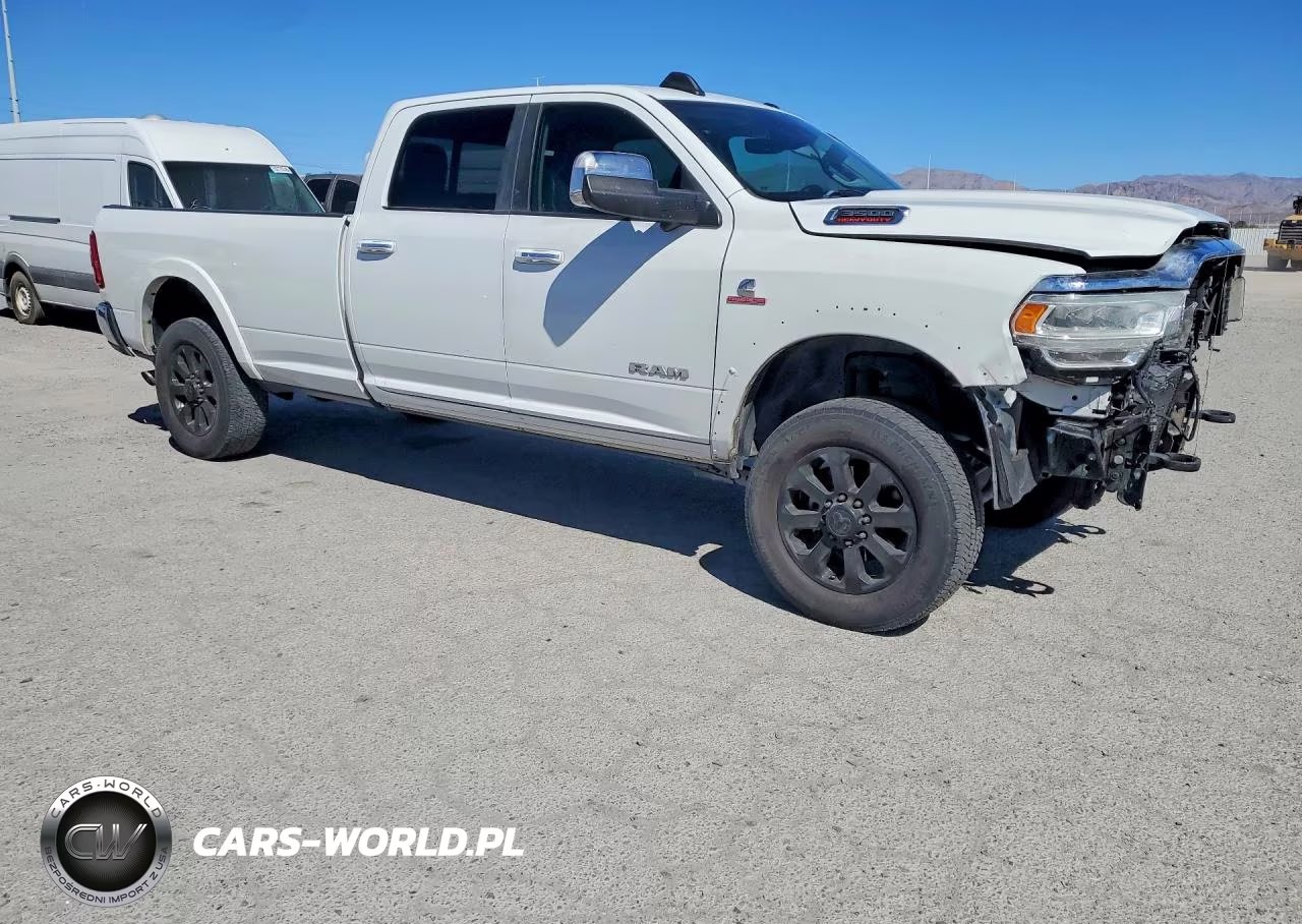 2019 Ram 3500 Laramie VIN:3C63R3JL5KG715763 - 4