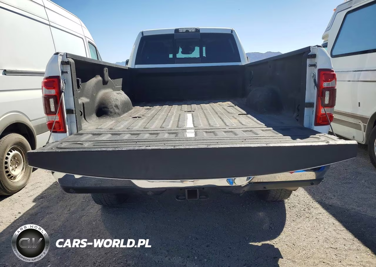 2019 Ram 3500 Laramie VIN:3C63R3JL5KG715763 - 6