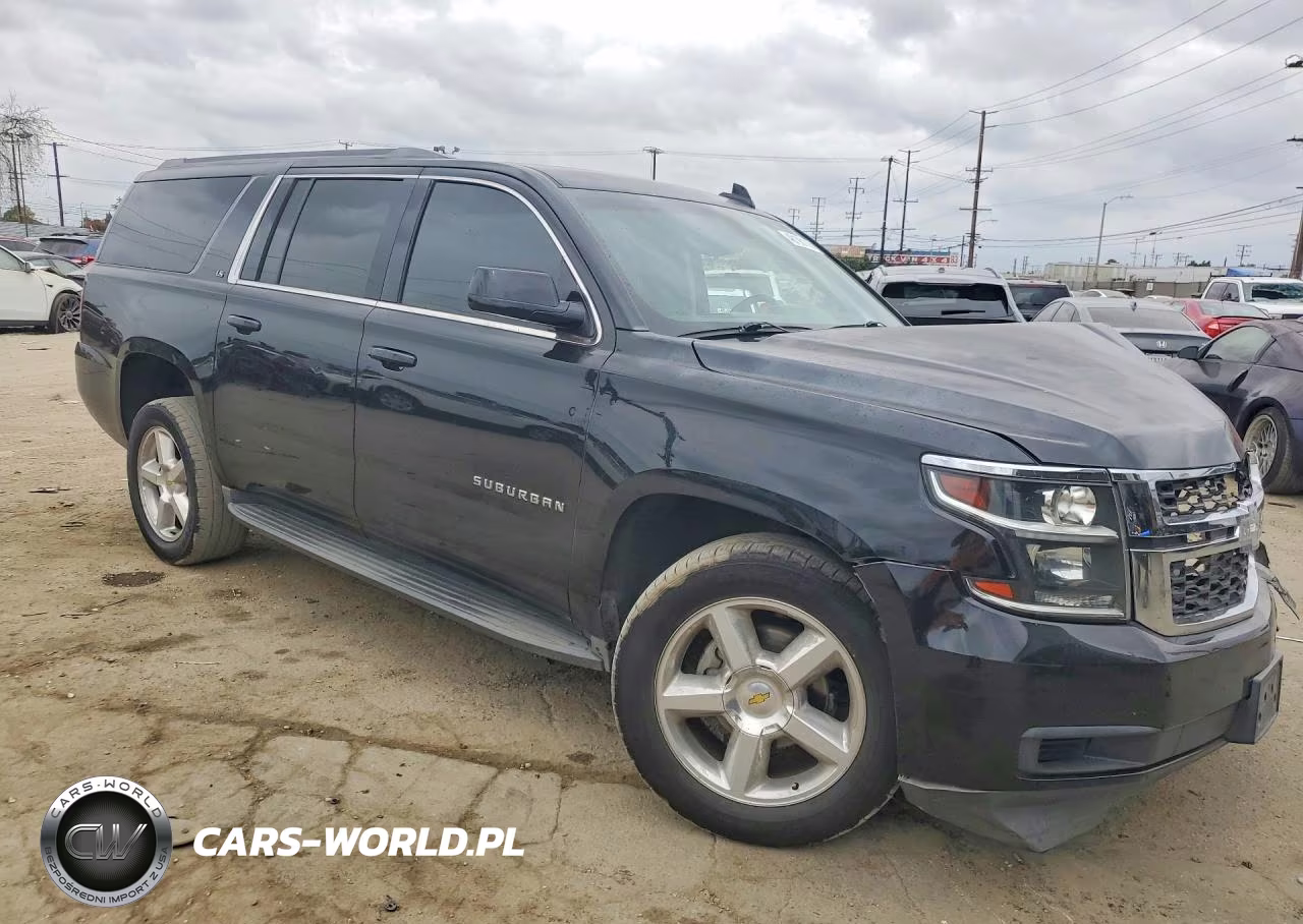 2015 Chevrolet Suburban C1500 Ls VIN:1GNSCHKC3FR711046 - 4