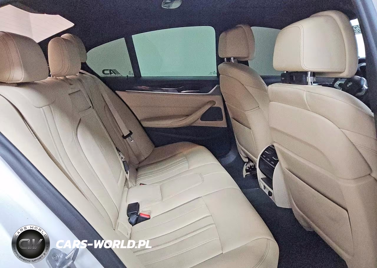 2018 BMW 540 I VIN:WBAJE5C51JG917593 - 10