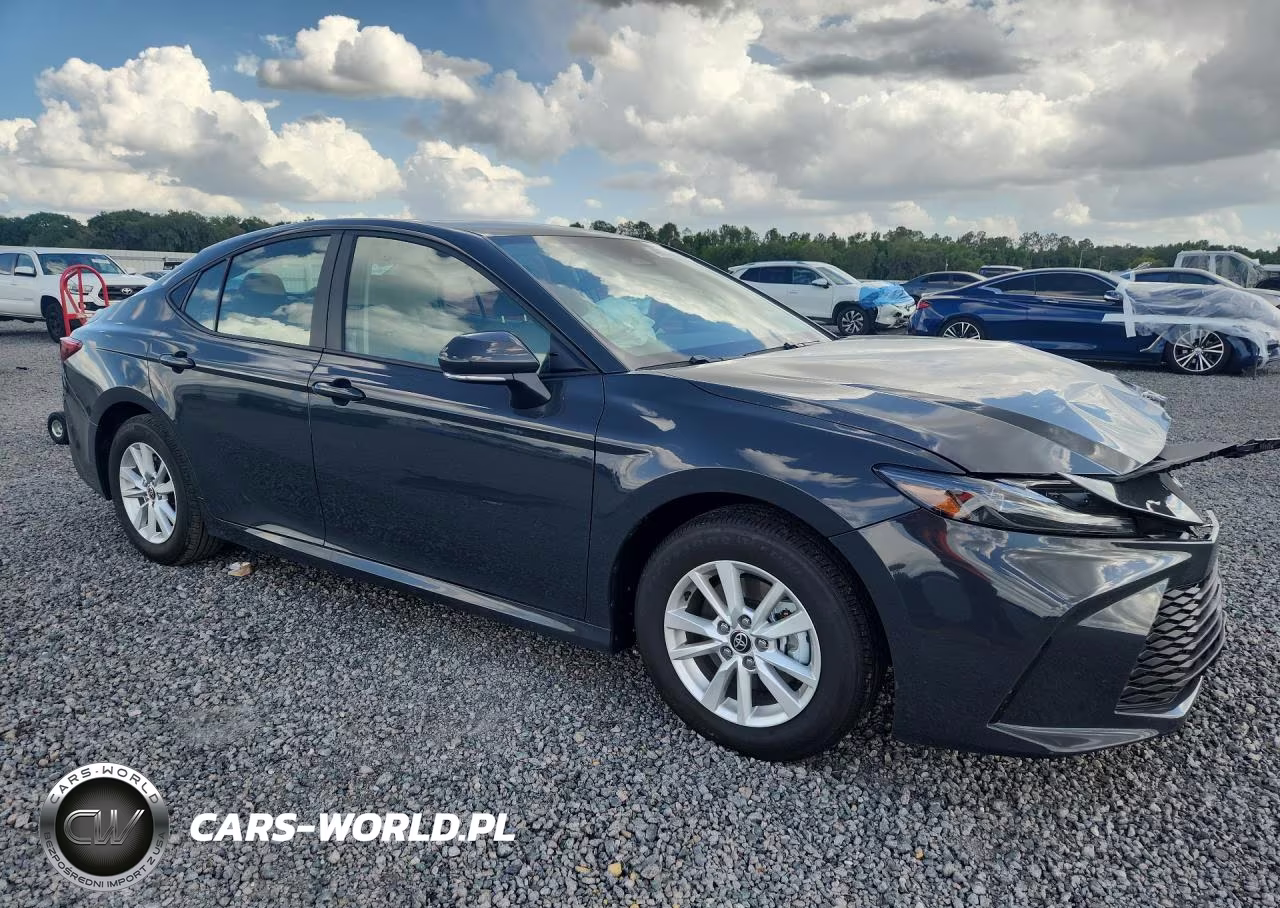 2026 Toyota Camry Le VIN:4T1DAACK4TU704552 - 4