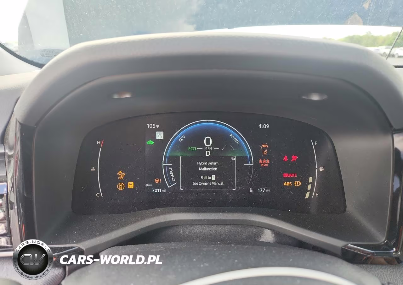 2026 Toyota Camry Le VIN:4T1DAACK4TU704552 - 9