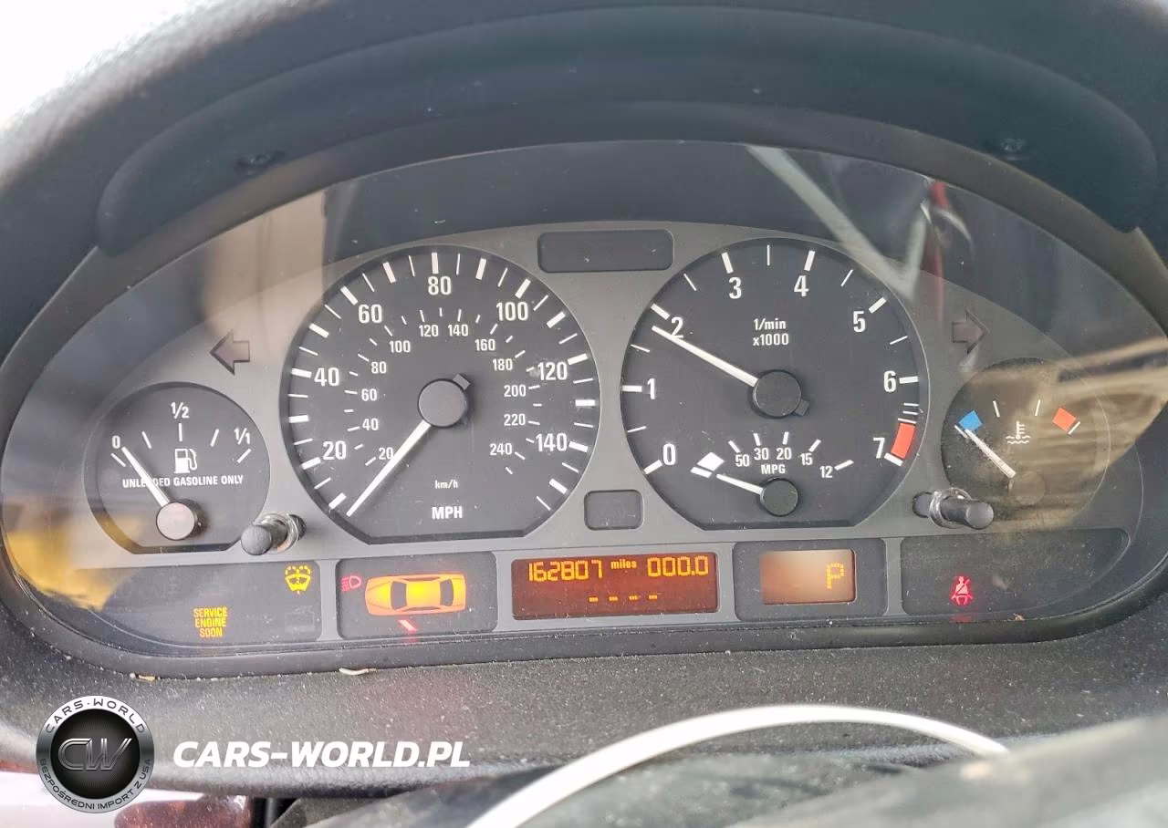 2005 BMW 325 I VIN:WBAEV33415KW20520 - 9