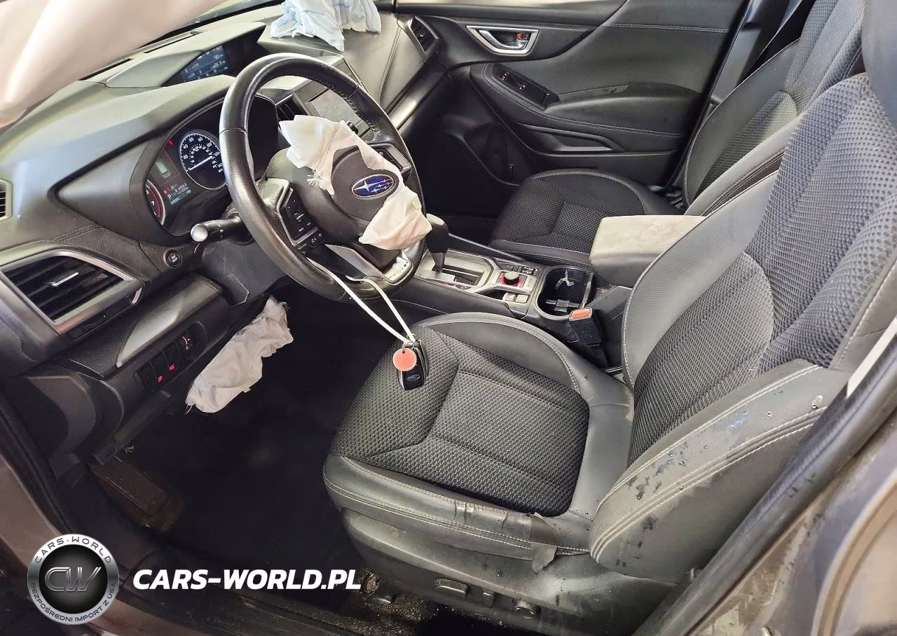 2019 Subaru Forester Premium VIN:JF2SKAGC1KH477101 - 7