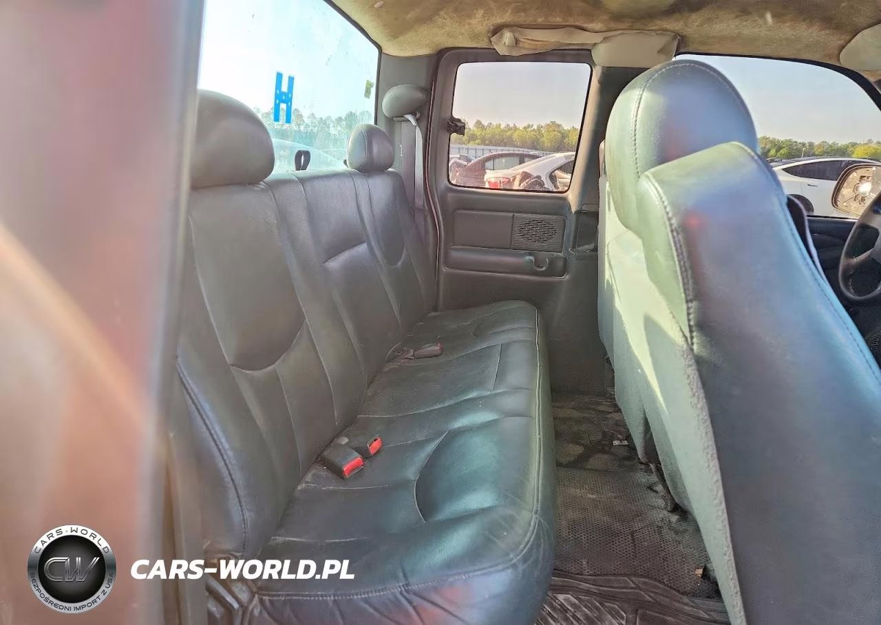 2004 Chevrolet Silverado C1500 VIN:1GCEC19V04E373114 - 10
