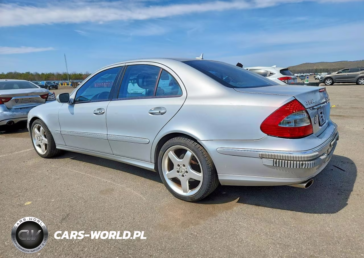 2007 Mercedes-Benz E-Class VIN:WDBUF87X47B121225 - 2