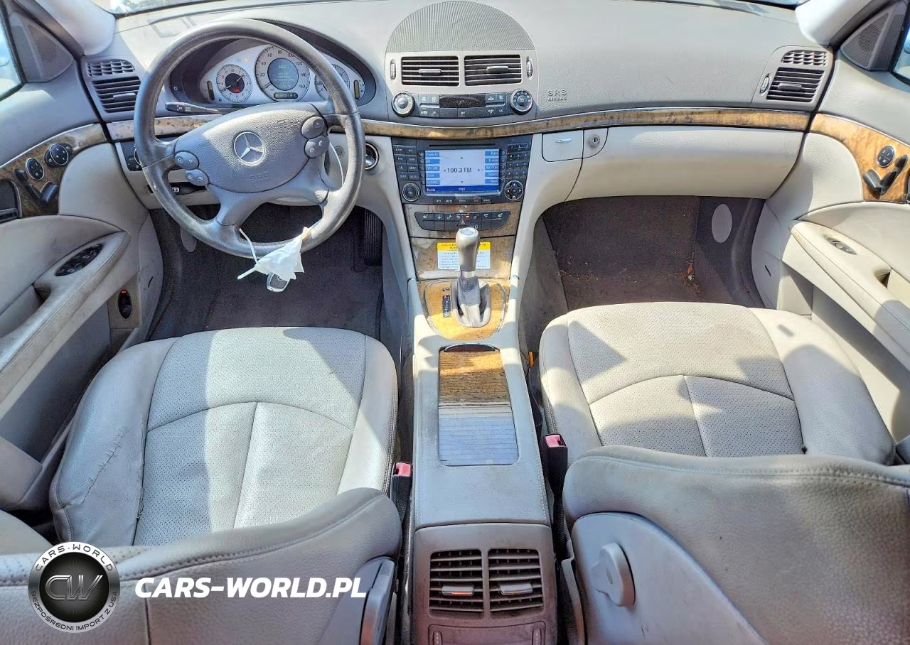 2007 Mercedes-Benz E-Class VIN:WDBUF87X47B121225 - 8