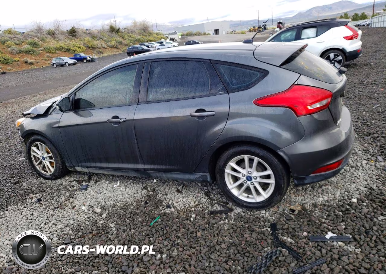 2017 Ford Focus Se VIN:1FADP3K25HL223924 - 2