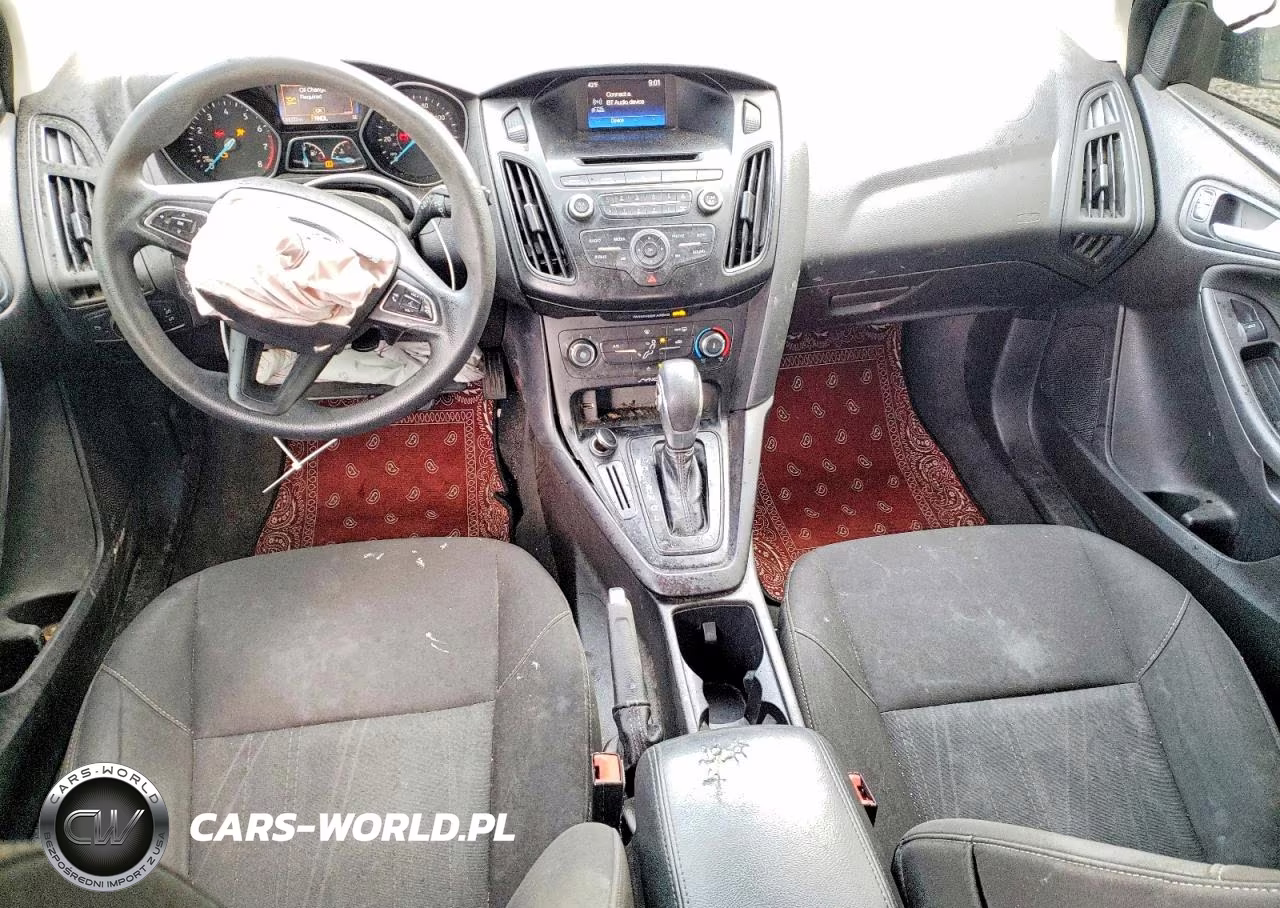 2017 Ford Focus Se VIN:1FADP3K25HL223924 - 8