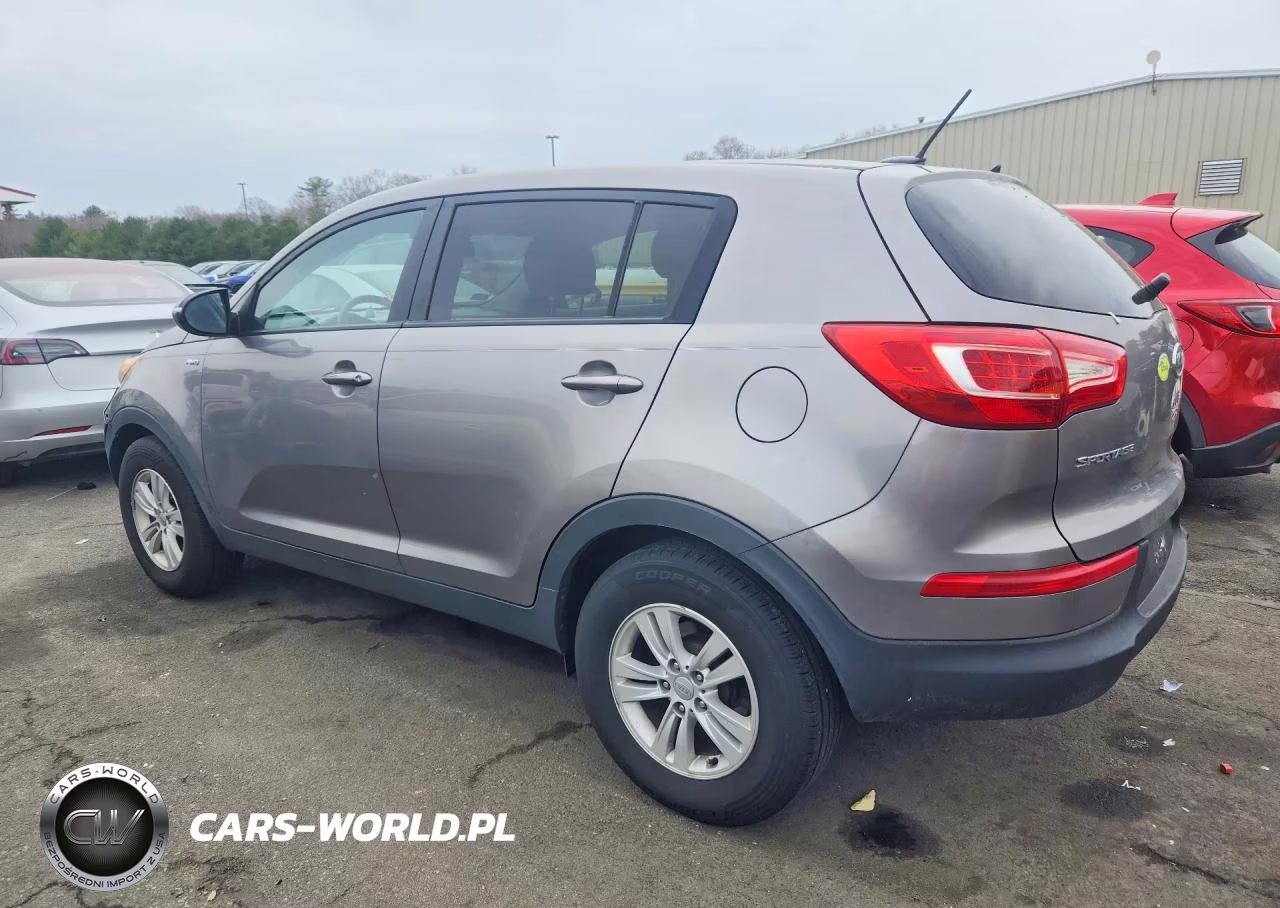 2011 Kia Sportage VIN:KNDPBCA21B7074922 - 2