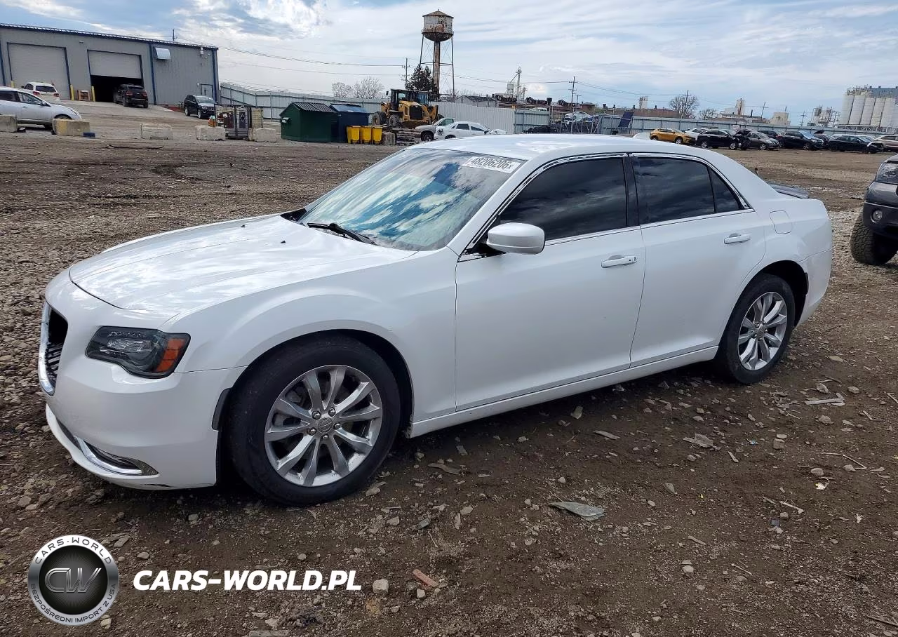 2015 Chrysler 300 Limited