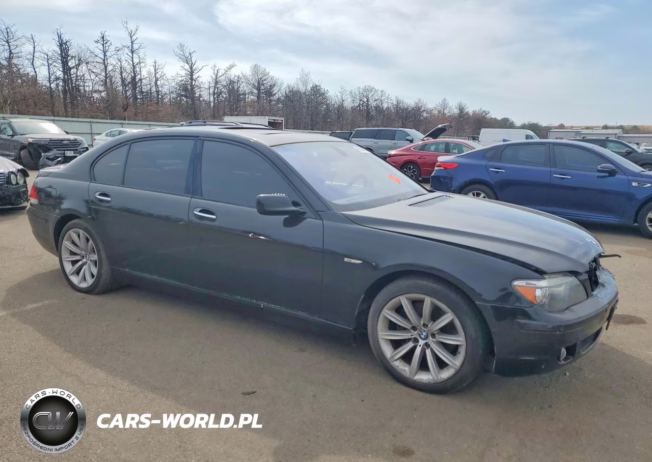 2007 BMW 750 VIN:WBAHN83517DT70464 - 4