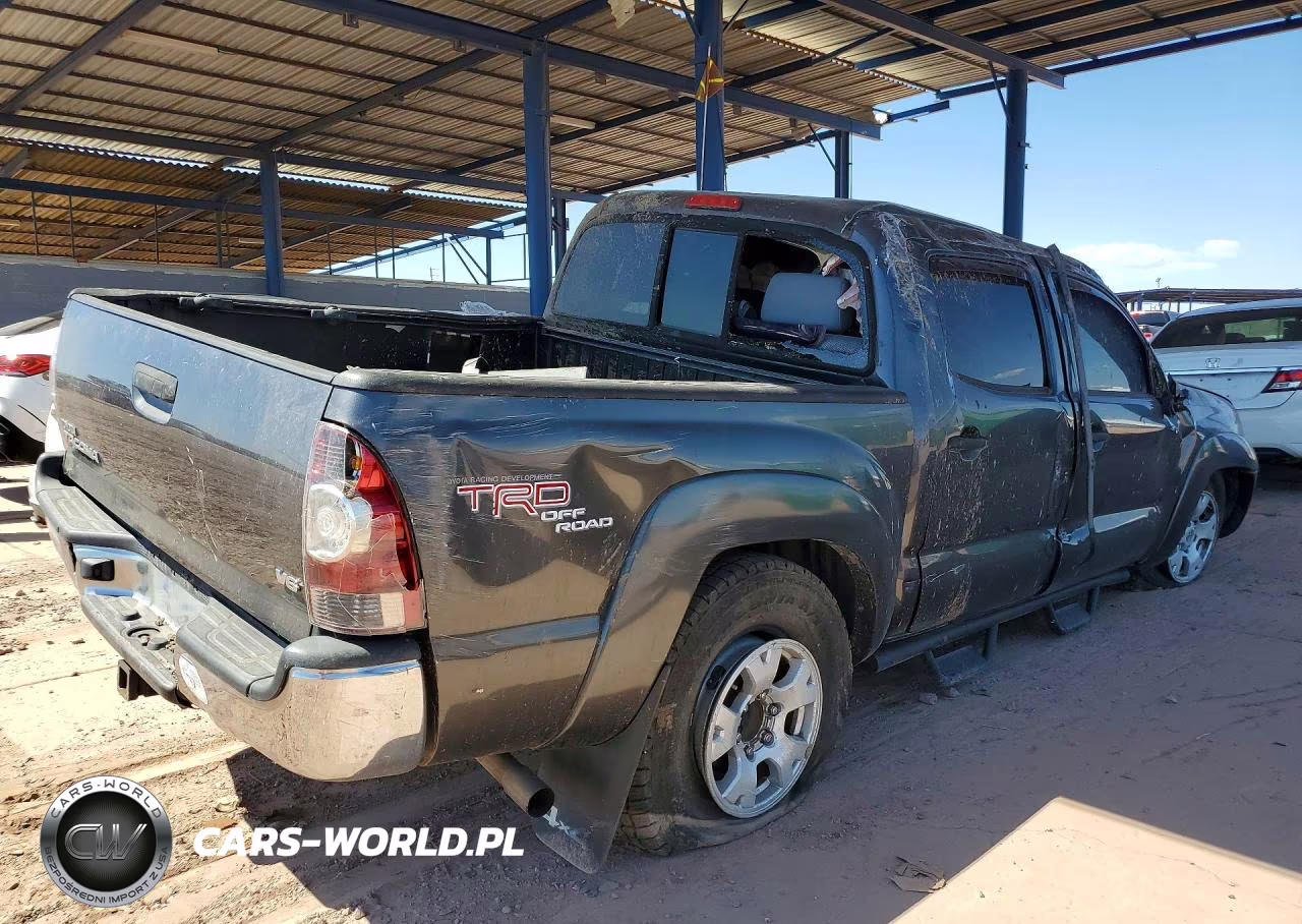 2011 Toyota Tacoma V6 VIN:3TMLU4EN8BM067863 - 3