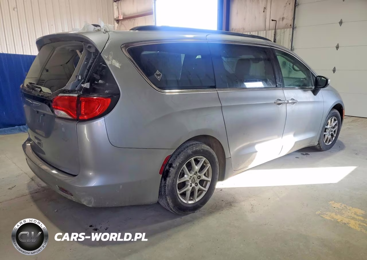 2021 Chrysler Voyager Lxi VIN:2C4RC1DG7MR509056 - 3