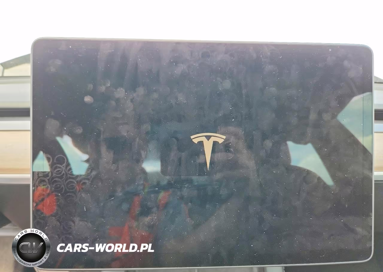 2022 Tesla Model 3 VIN:5YJ3E1EA0NF369214 - 9
