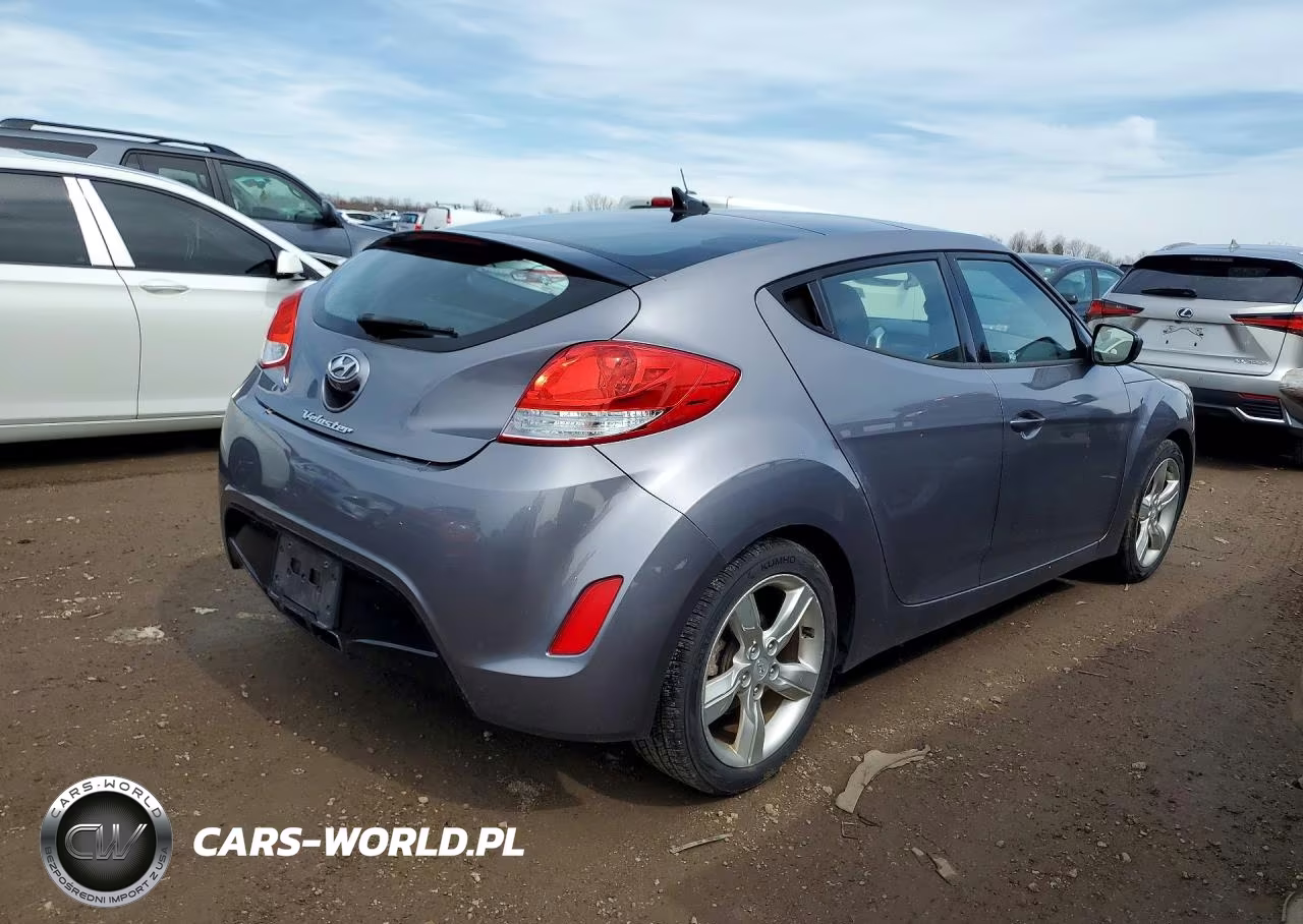 2014 Hyundai Veloster Base VIN:KMHTC6AD9EU213016 - 3