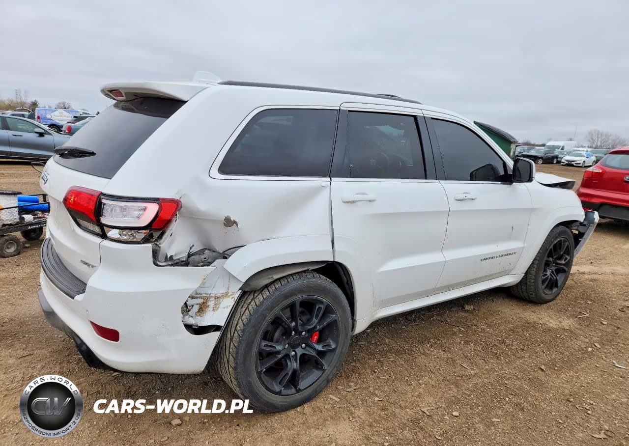 2015 Jeep Grand Cherokee Srt-8 VIN:1C4RJFDJ4FC888155 - 3