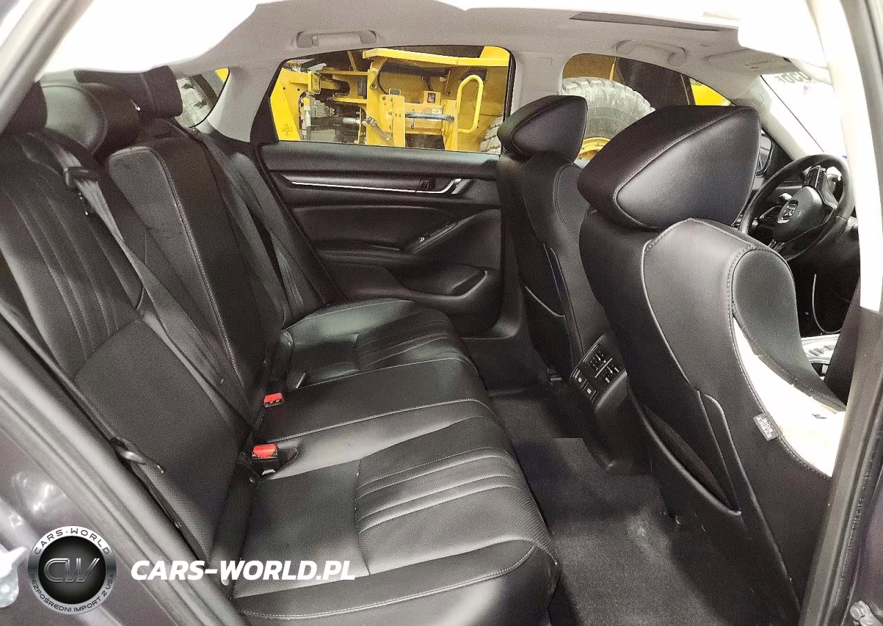 2022 Honda Accord Touring Hybrid VIN:1HGCV3F93NA026892 - 10