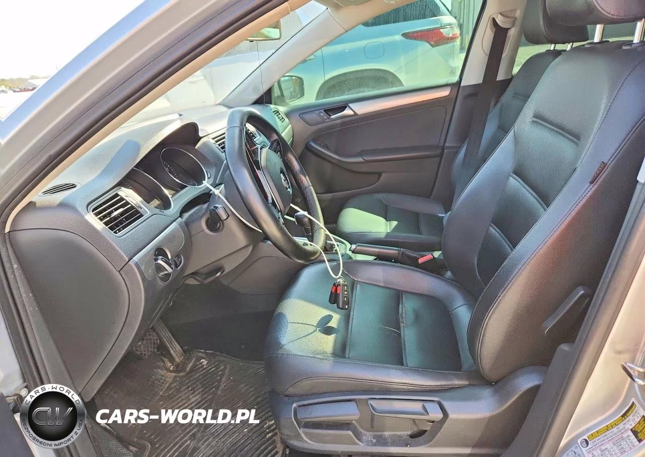 2016 Volkswagen Jetta Se VIN:3VWD67AJ4GM225946 - 7