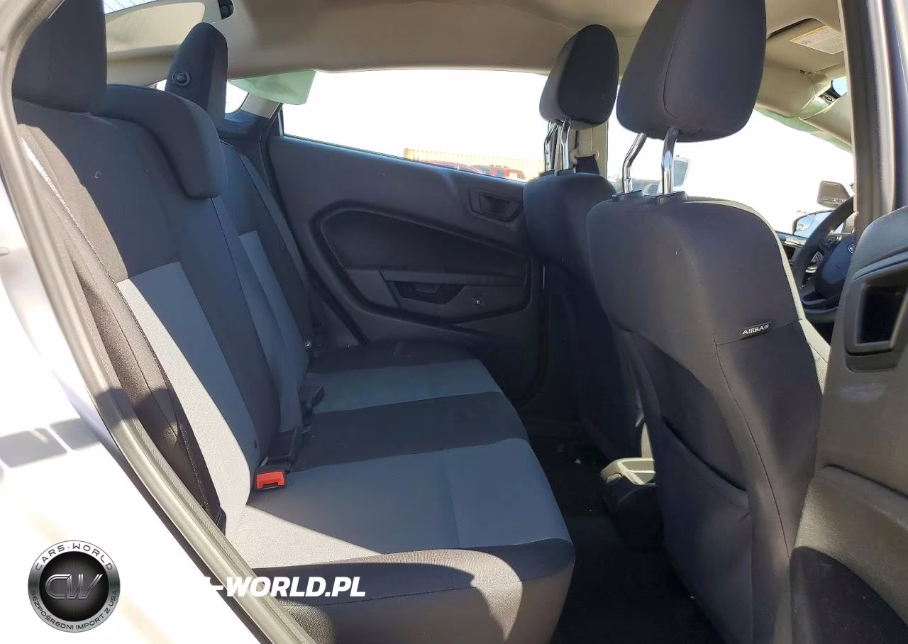 2018 Ford Fiesta S VIN:3FADP4AJ3JM123856 - 10