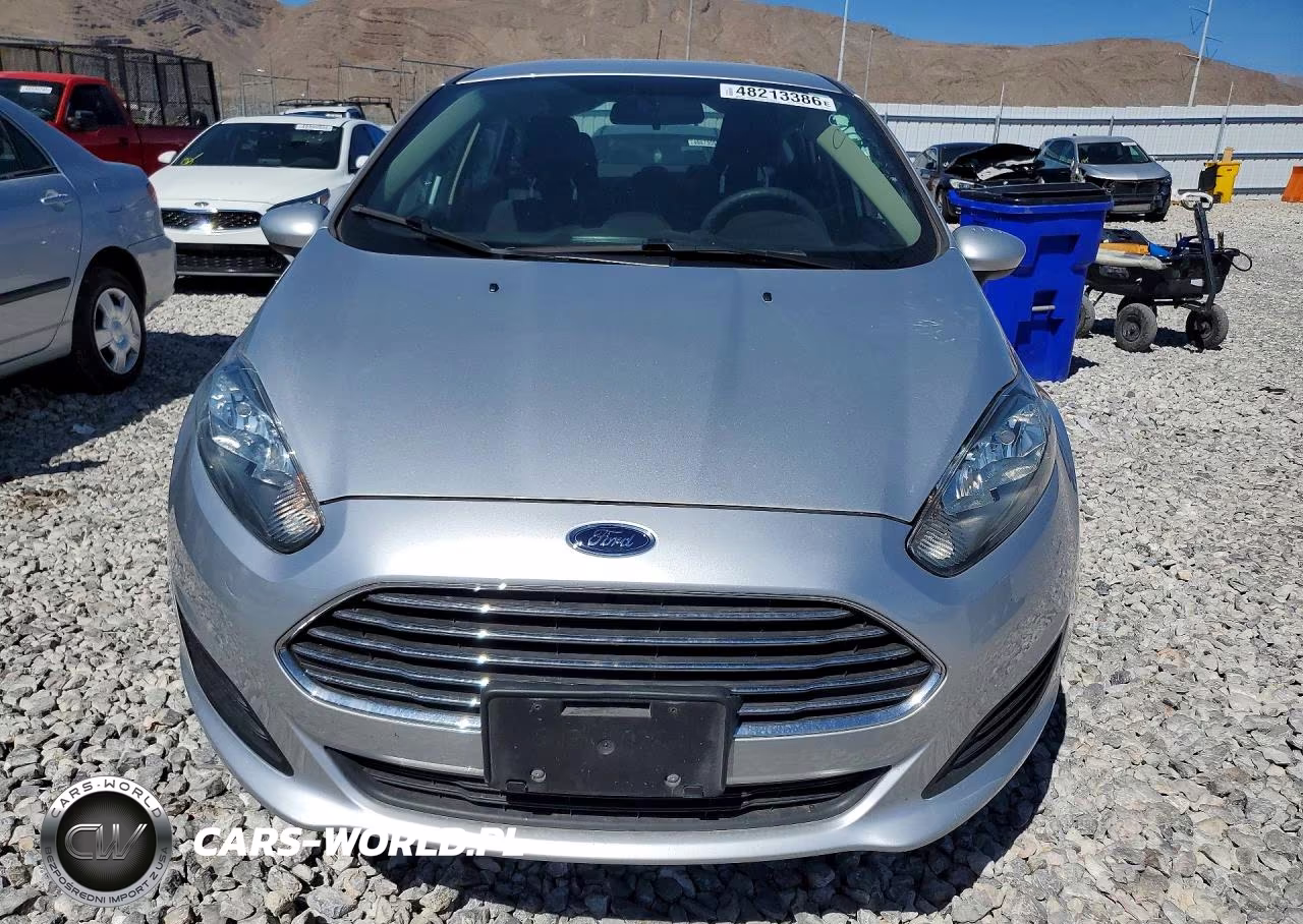2018 Ford Fiesta S VIN:3FADP4AJ3JM123856 - 5