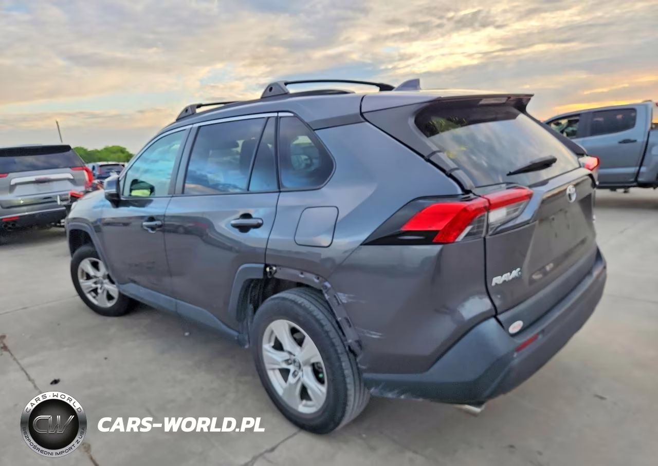 2021 Toyota Rav4 Xle VIN:2T3W1RFV6MC104980 - 2