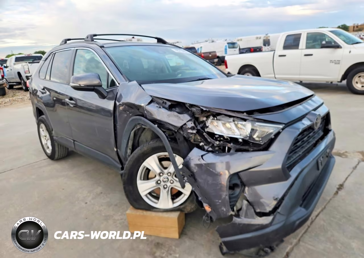 2021 Toyota Rav4 Xle VIN:2T3W1RFV6MC104980 - 4
