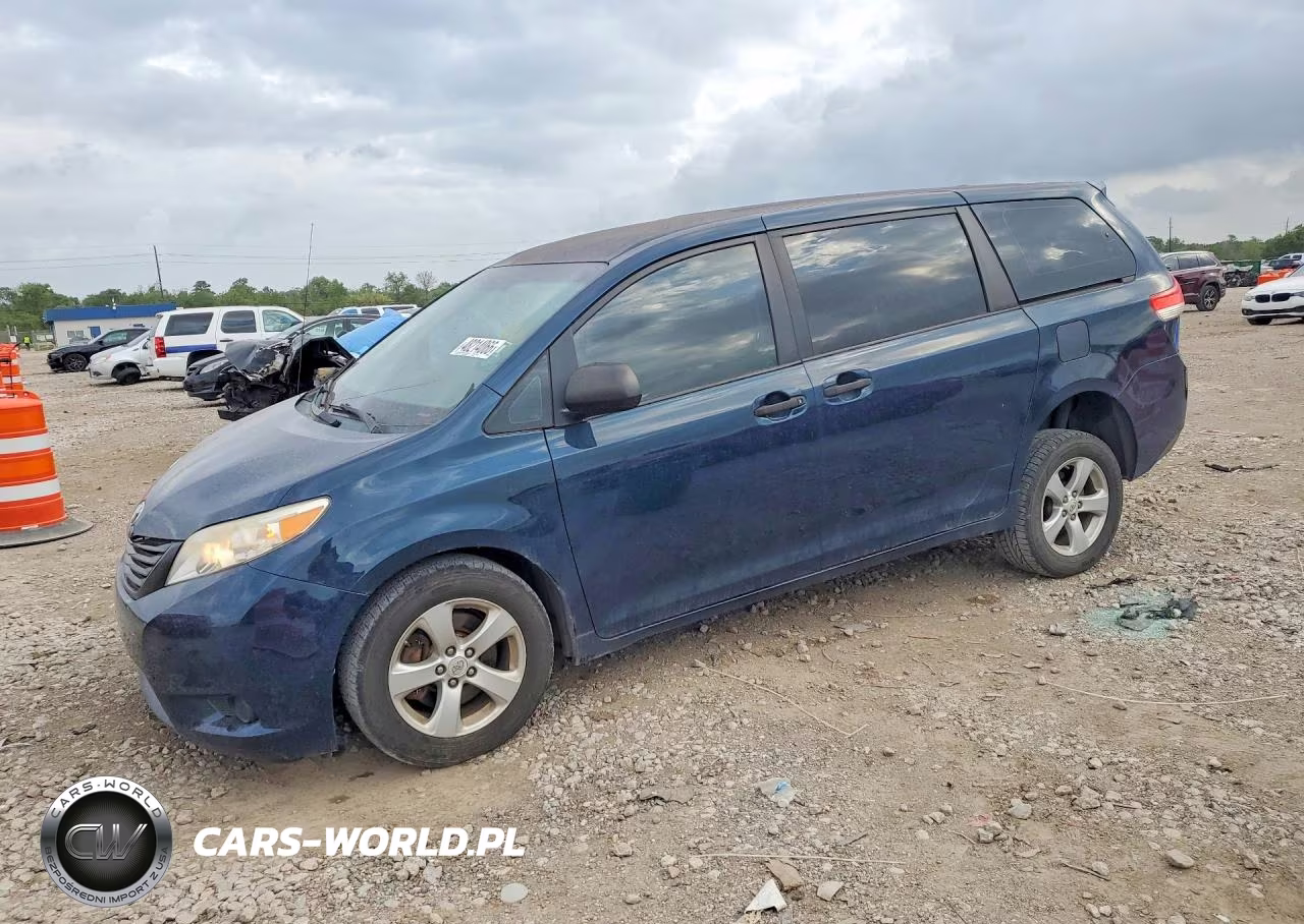 2011 Toyota Sienna Base 7-Passenger – zdjęcie 1 z 13