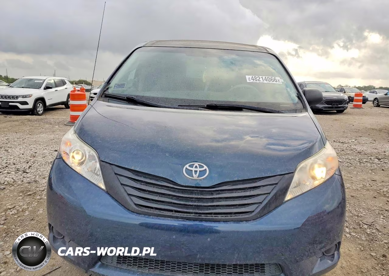 2011 Toyota Sienna Base 7-Passenger VIN:5TDZK3DC4BS025040 - 5
