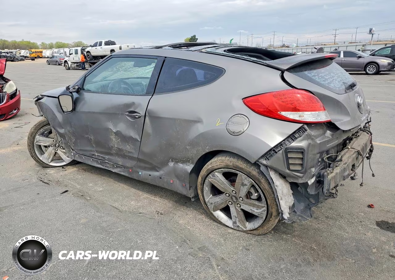 2015 Hyundai Veloster Turbo VIN:KMHTC6AE8FU243201 - 2