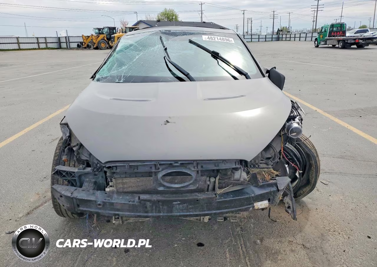 2015 Hyundai Veloster Turbo VIN:KMHTC6AE8FU243201 - 5