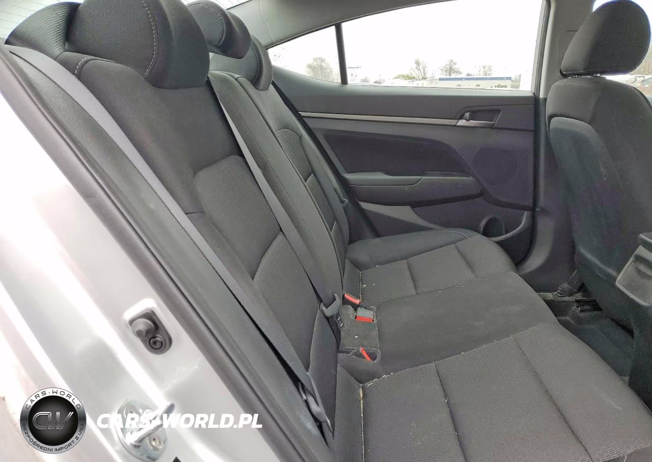 2018 Hyundai Elantra Sel VIN:5NPD84LFXJH343968 - 10