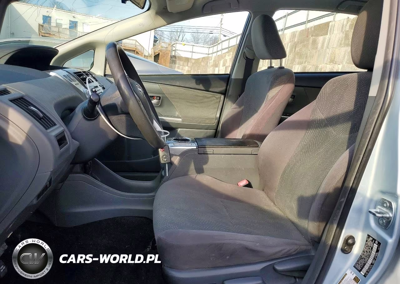 2014 Toyota Prius V Three VIN:JTDZN3EU1E3334985 - 7