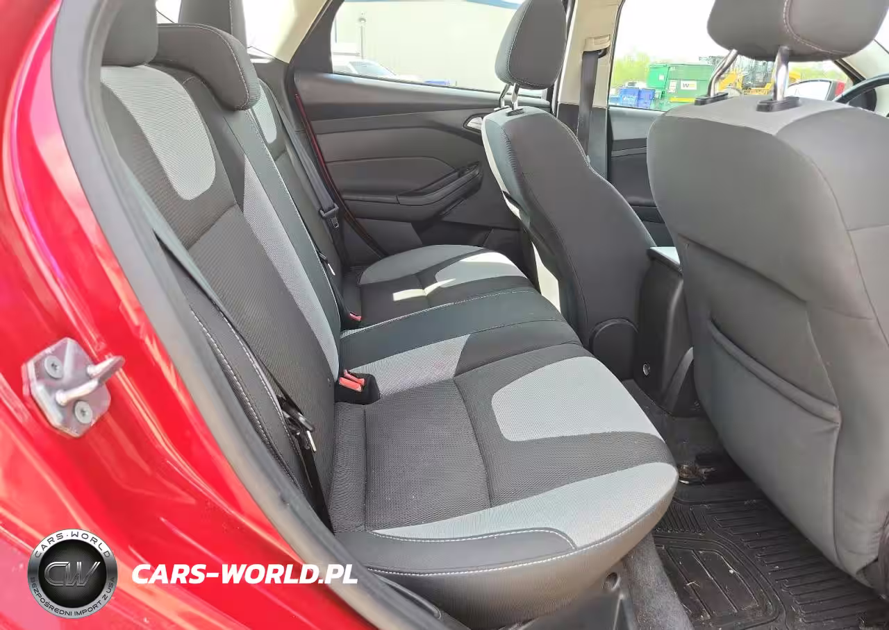 2012 Ford Focus Se VIN:1FAHP3K21CL213627 - 10