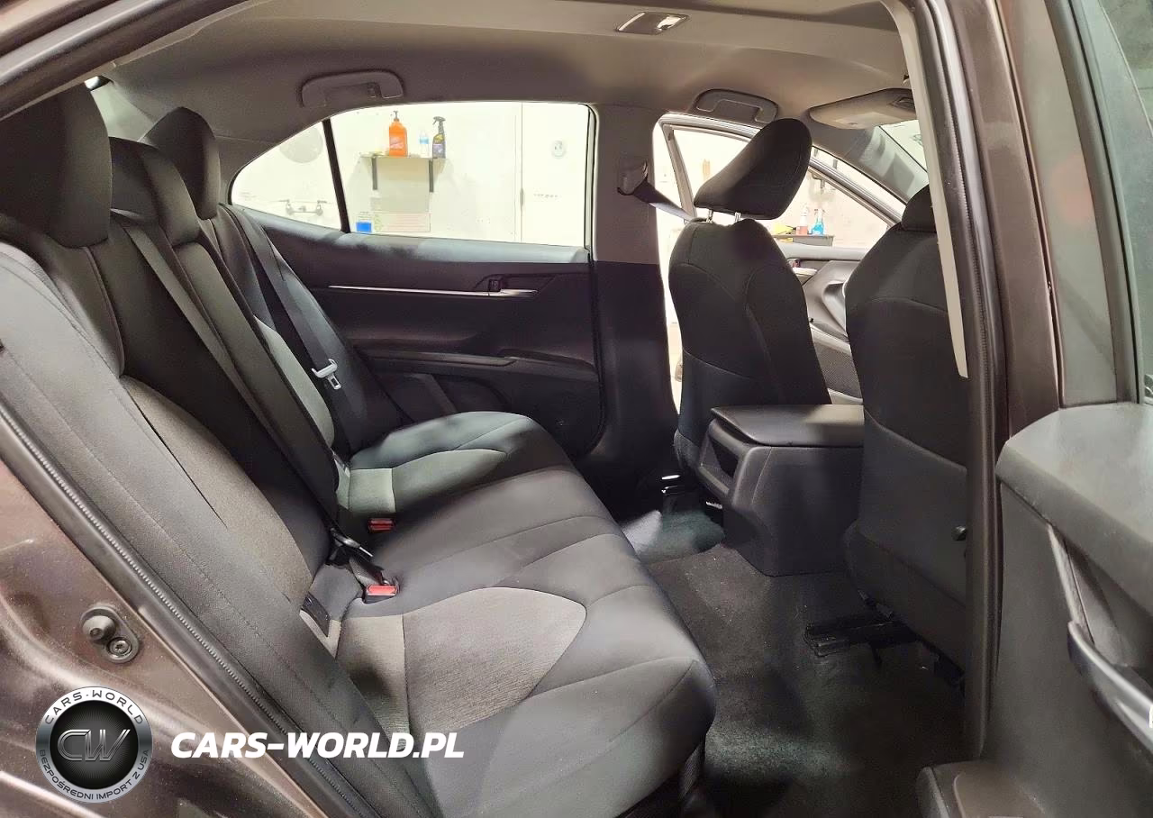 2023 Toyota Camry Hybrid Le VIN:4T1C31AK1PU054464 - 10