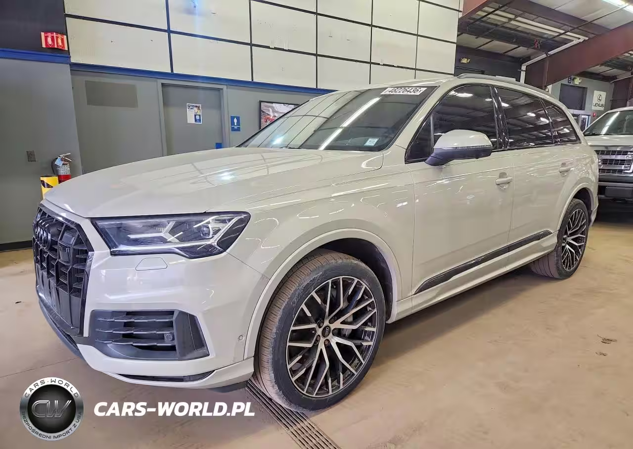 2022 Audi Q7 Premium Plus