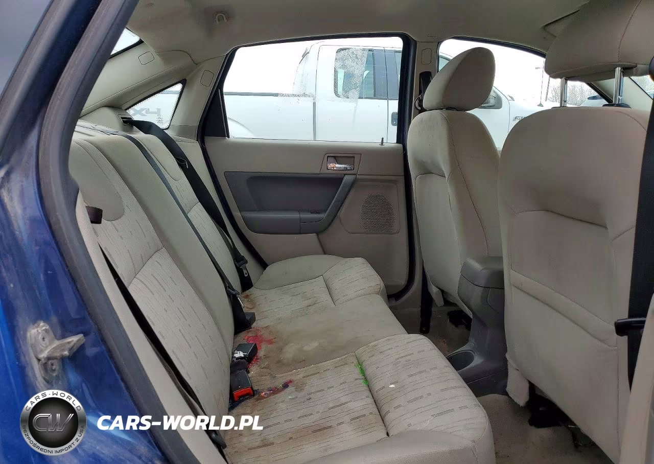 2008 Ford Focus Se VIN:1FAHP35N88W255479 - 10