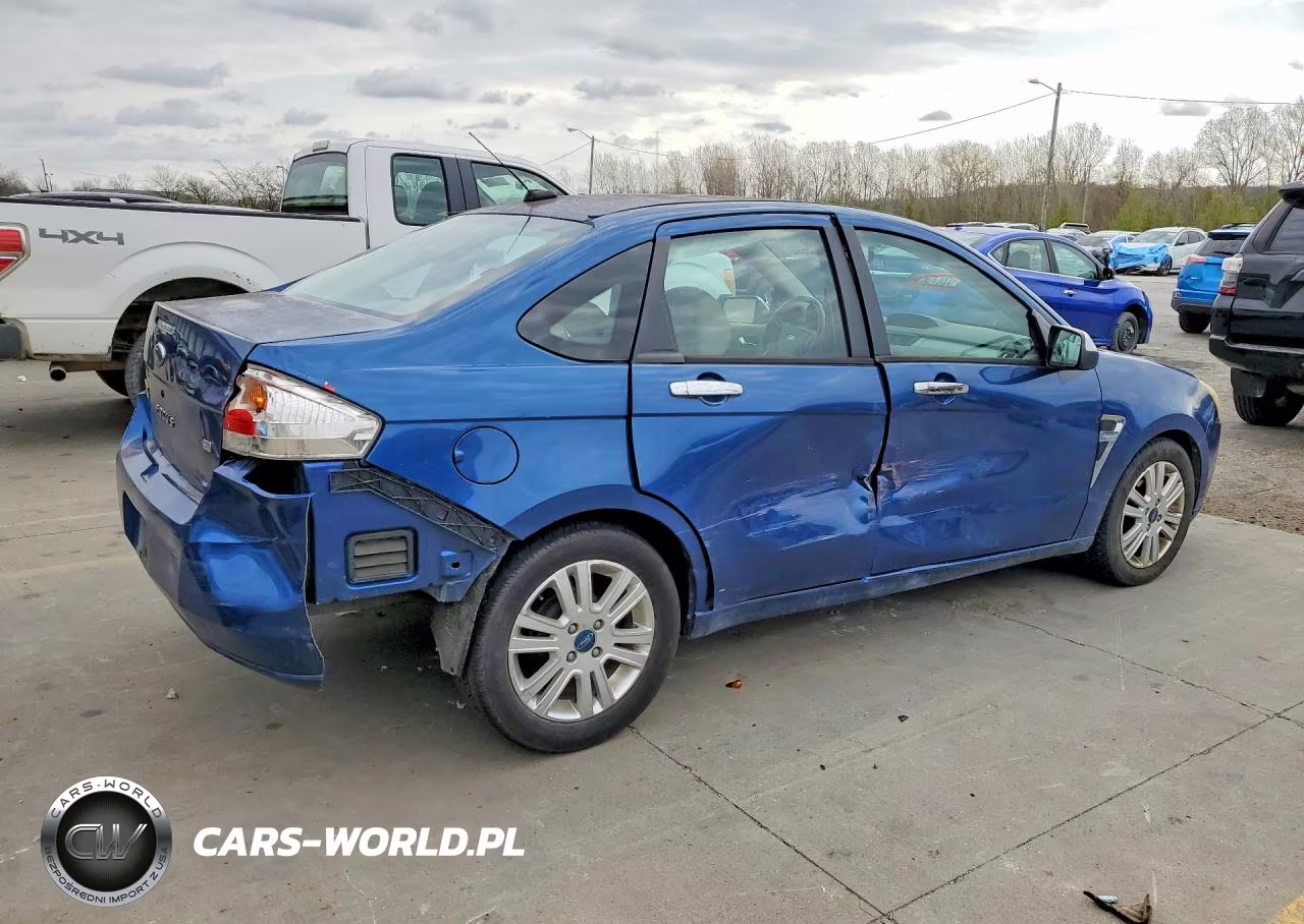 2008 Ford Focus Se VIN:1FAHP35N88W255479 - 3