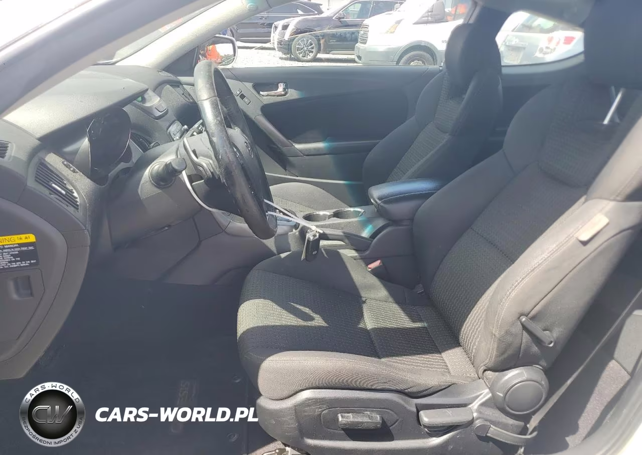 2011 Hyundai Genesis Coupe 2.0T Premium VIN:KMHHT6KD3BU053411 - 7