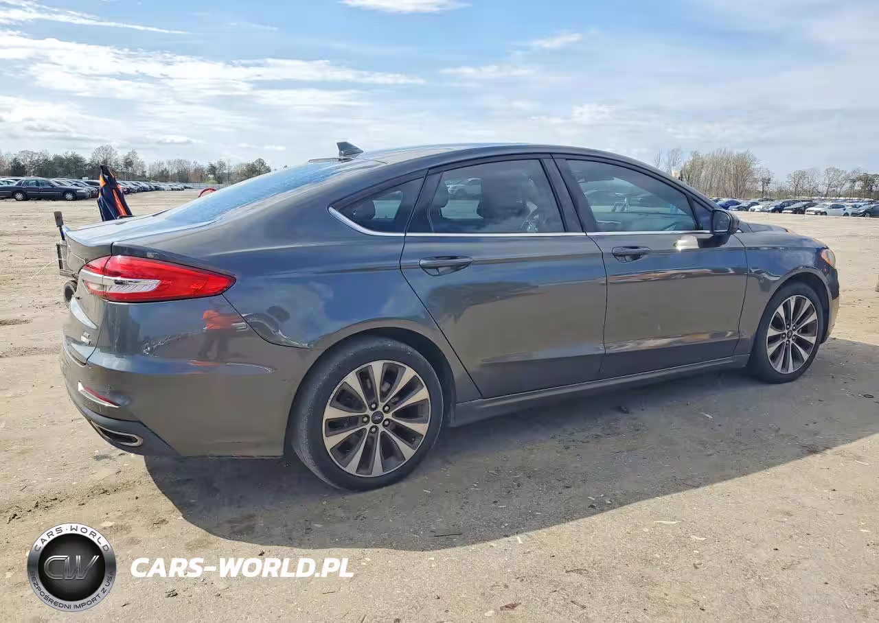 2019 Ford Fusion Se VIN:3FA6P0T96KR253915 - 3