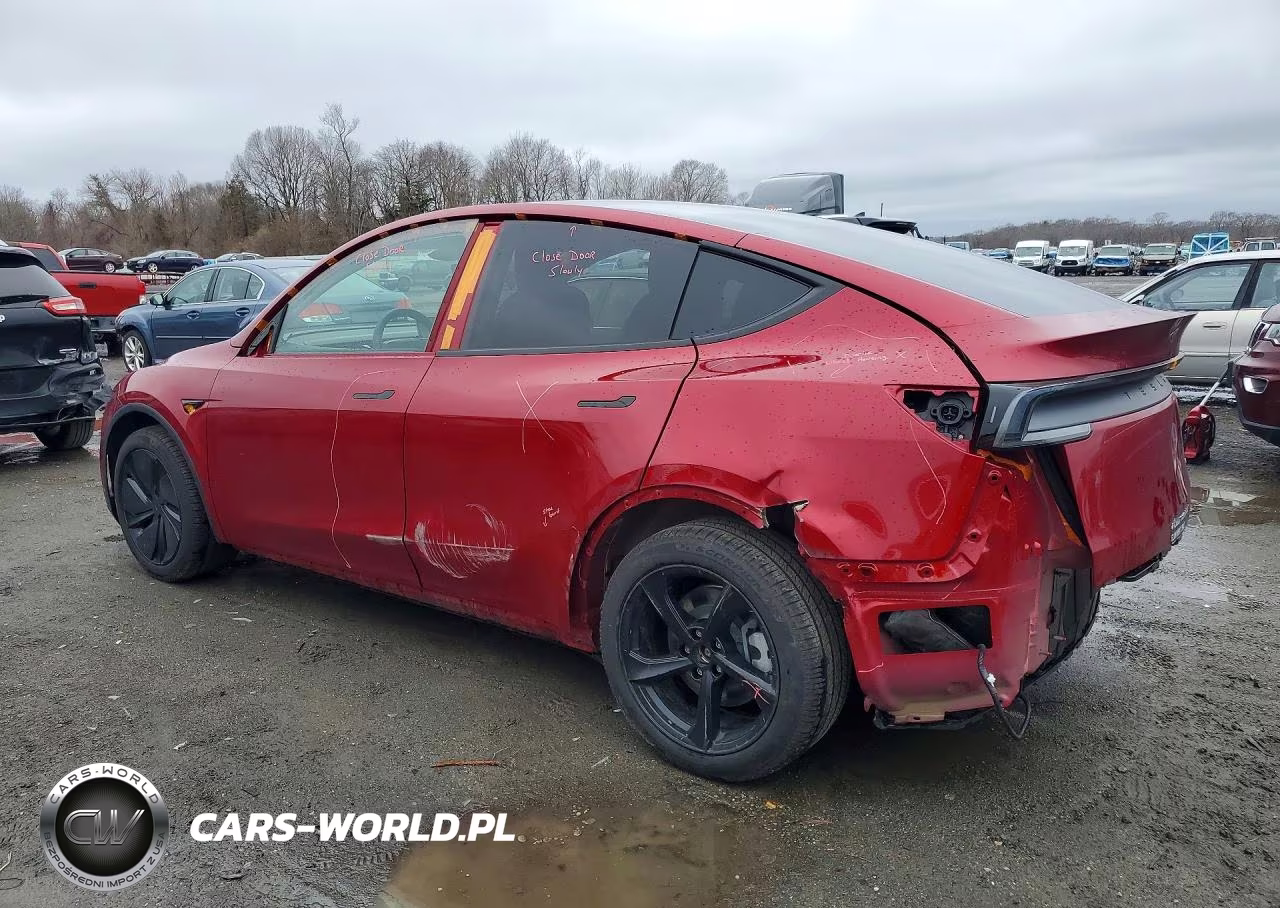2026 Tesla Model Y VIN:7SAYGDEE5TA453661 - 2