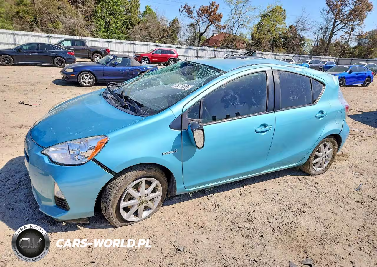 2014 Toyota Prius C Three
