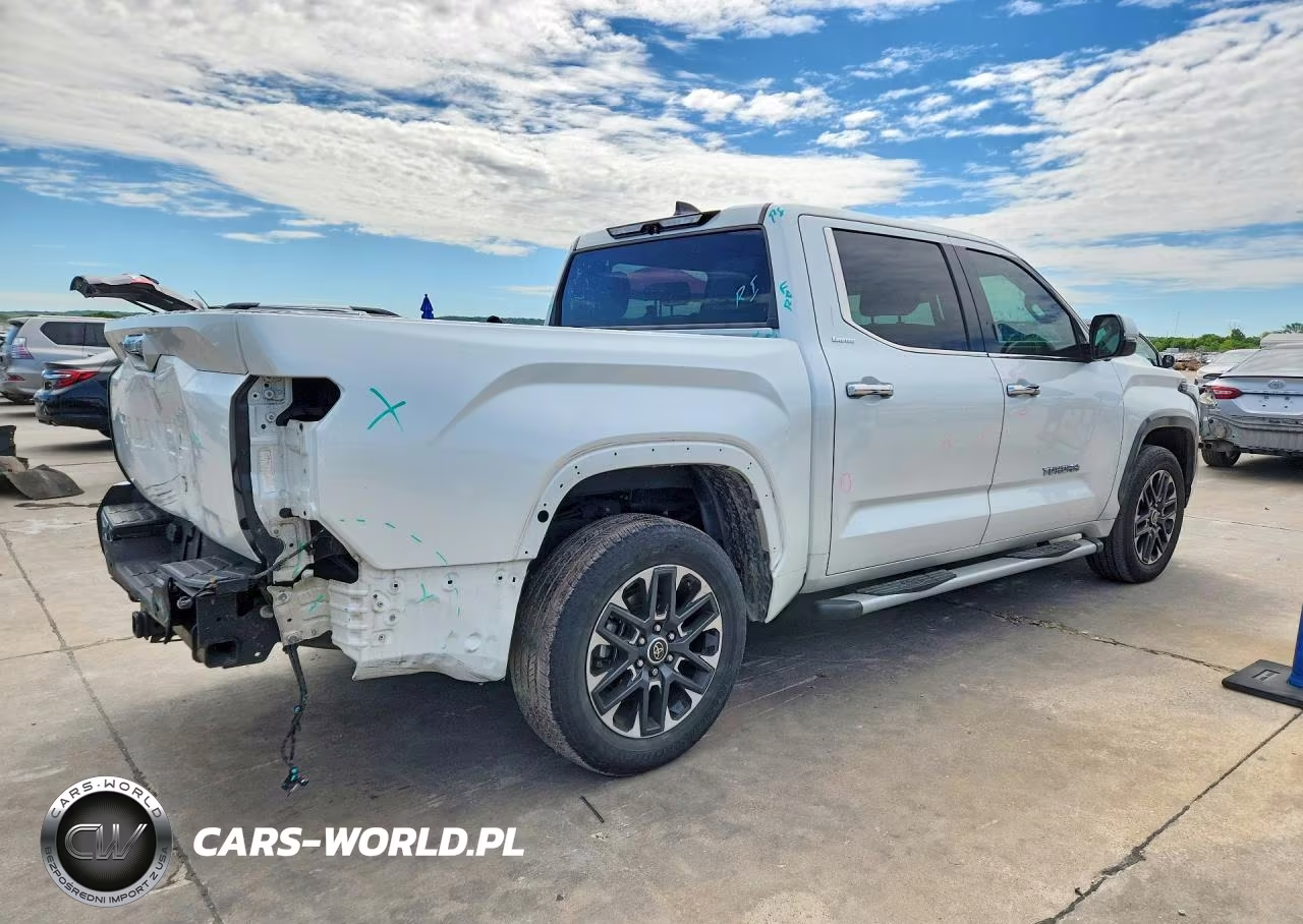 2022 Toyota Tundra VIN:5TFJA5AB7NX009582 - 3