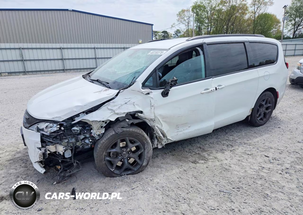 2019 Chrysler Pacifica Touring L