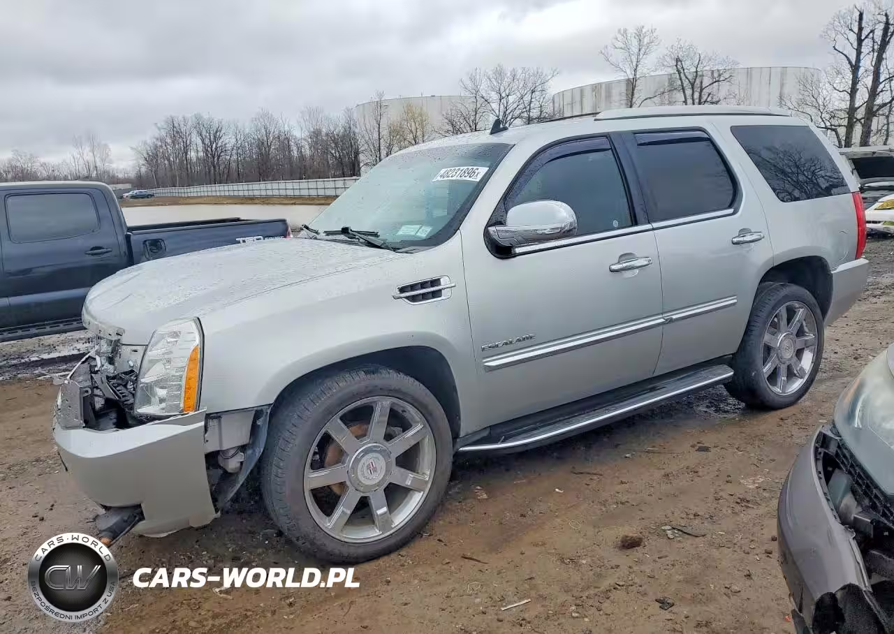 2012 Cadillac Escalade Luxury