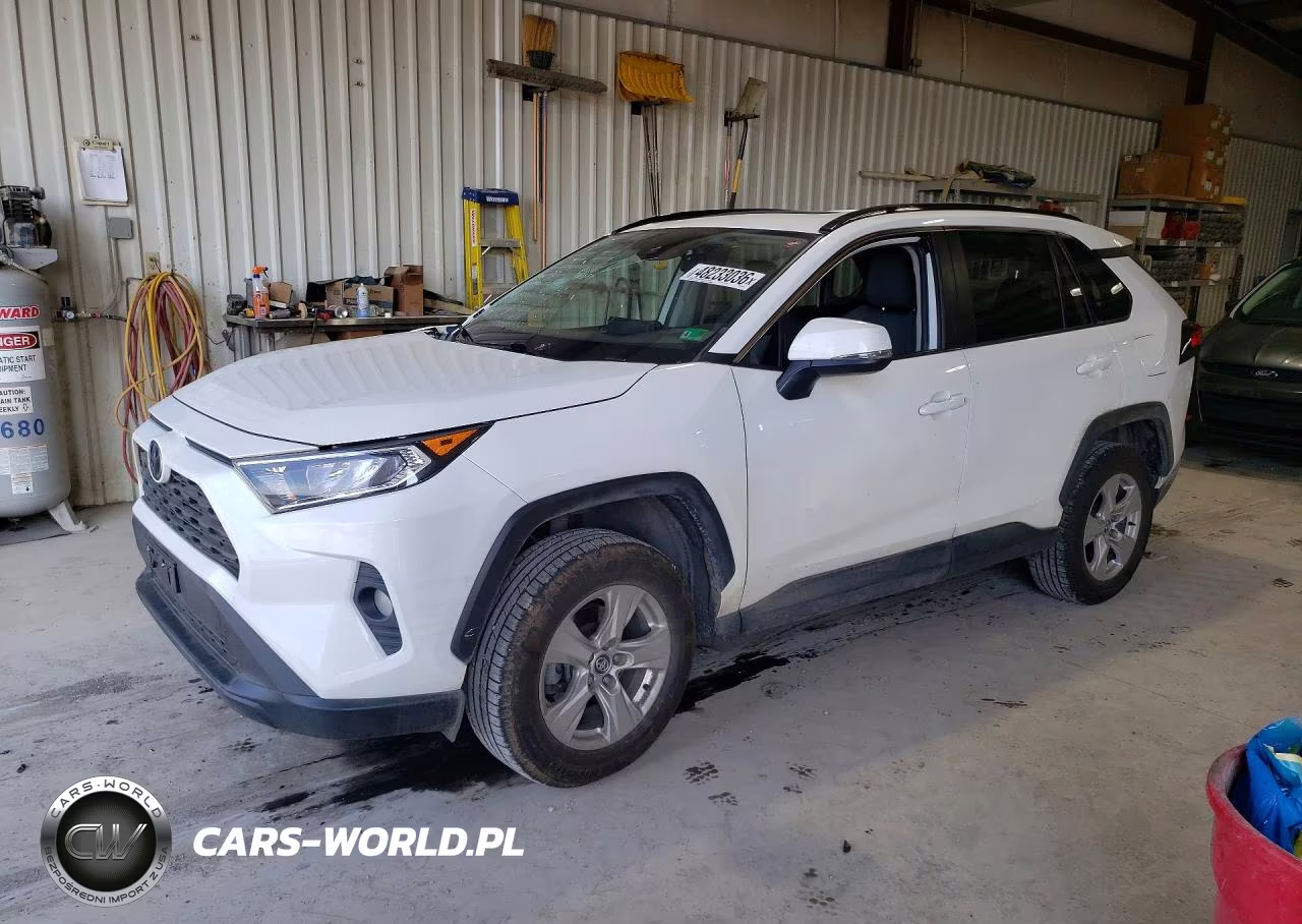 2020 Toyota Rav4 Xle – zdjęcie 1 z 13