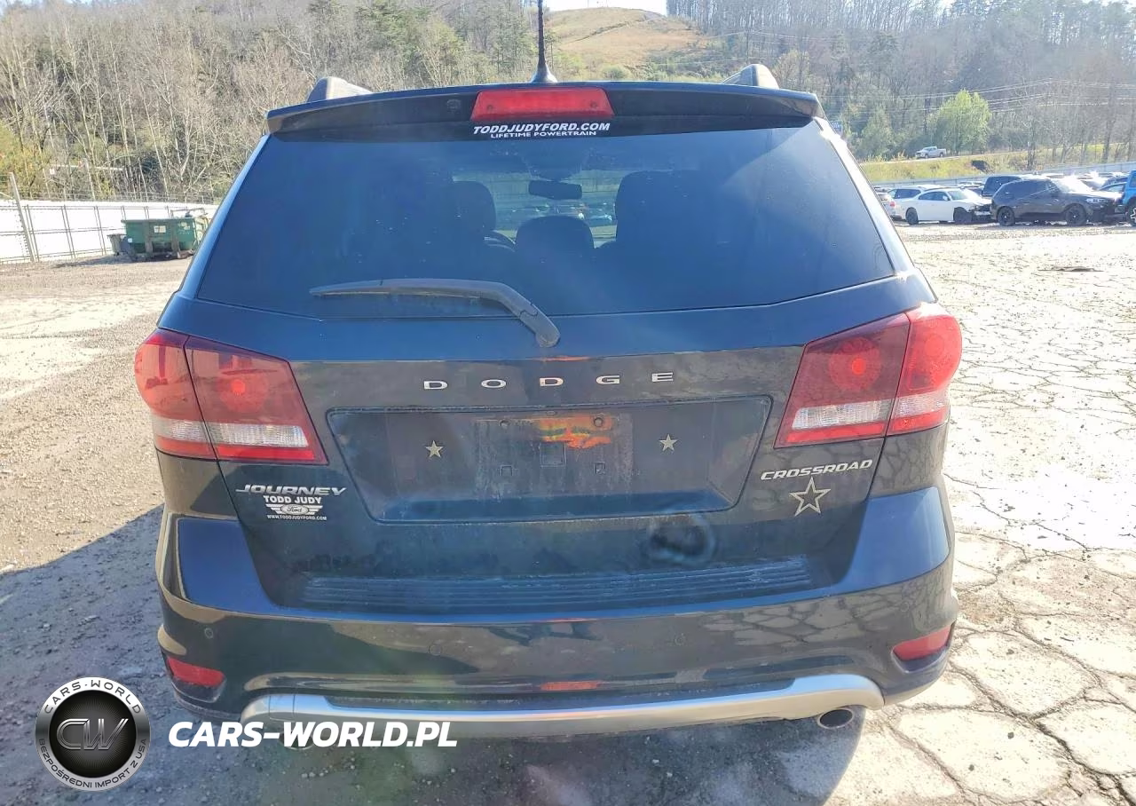2018 Dodge Journey Crossroad VIN:3C4PDCGG9JT260585 - 6